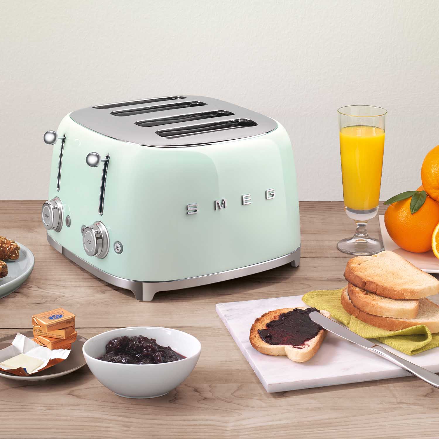 Zum Essen smeg Toaster 4 Schlitze TSF03 56690