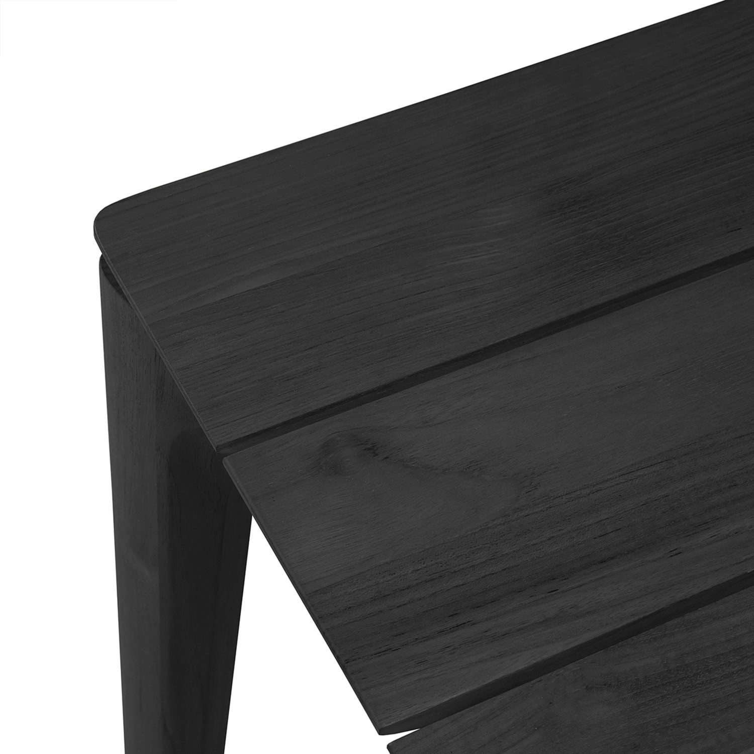 ethnicraft bok tisch fuer draussen freisteller schwarz3 90884