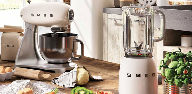 SMEG Mixer Standmixer mit Küchenmaschine in beige