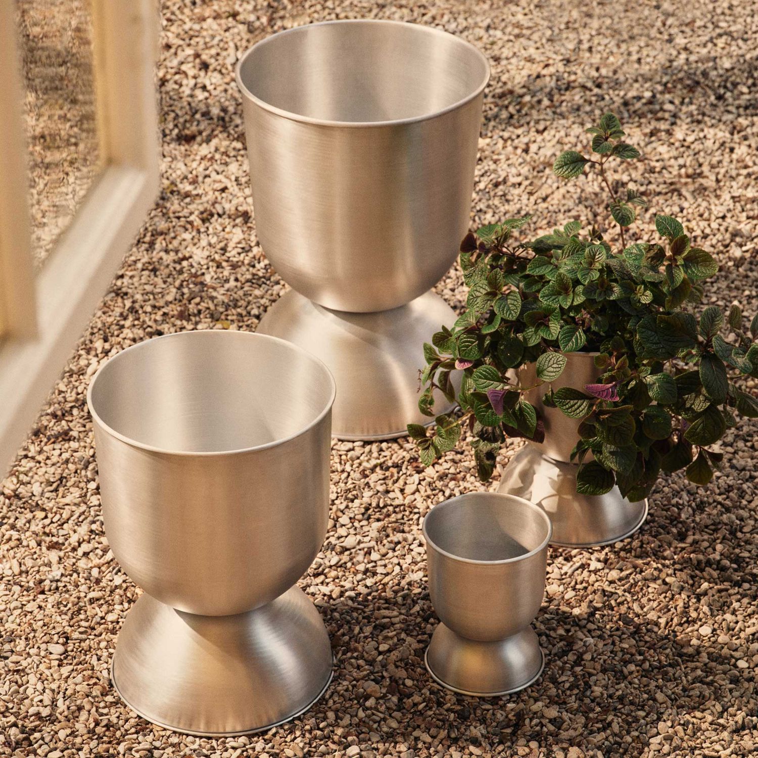 Ferm Living - Hourglass Pot schwarz large