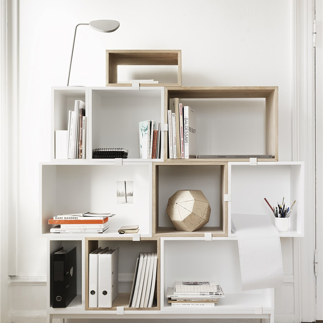 muuto stacked clip  regal system 56363