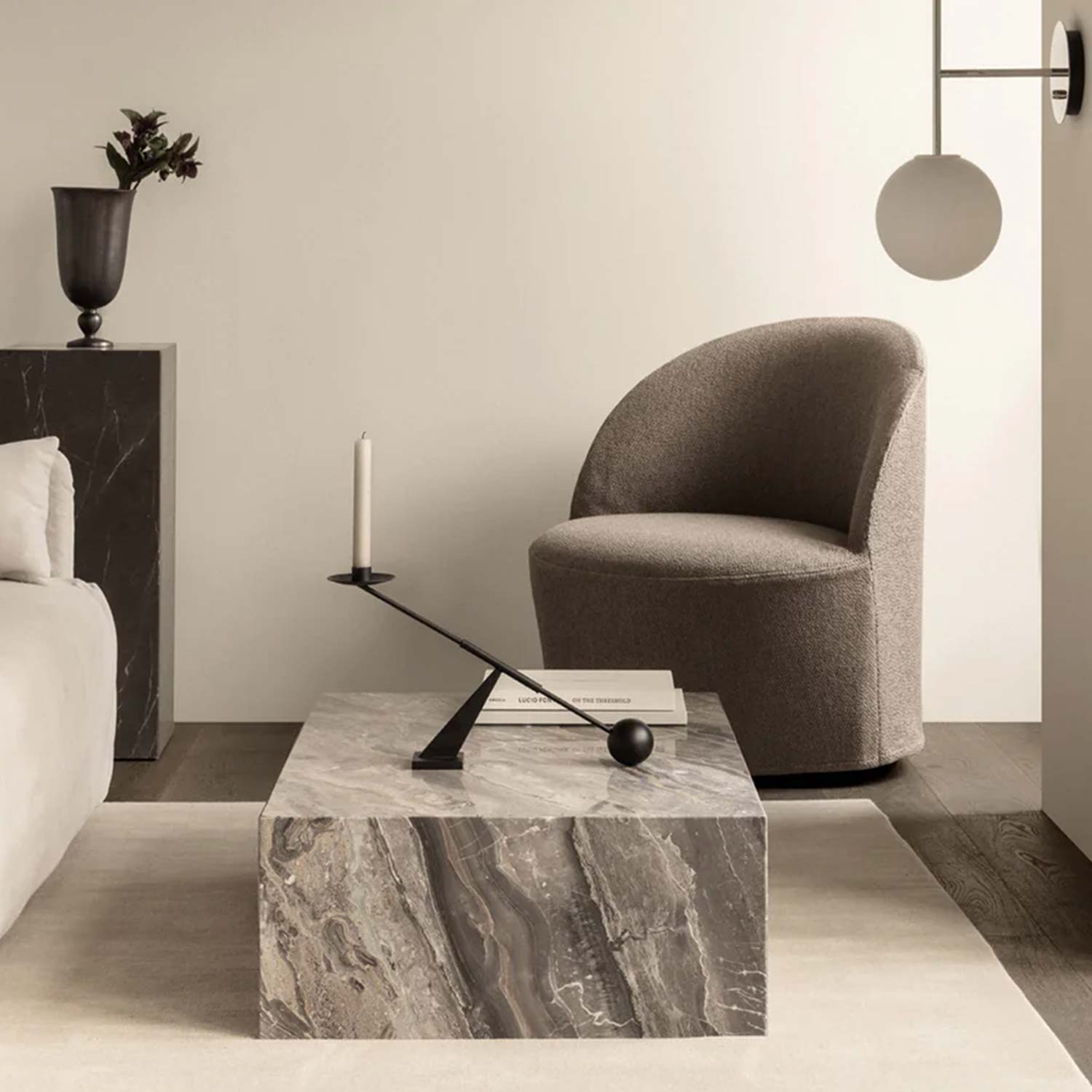 Audo - Plinth Podium cube braun