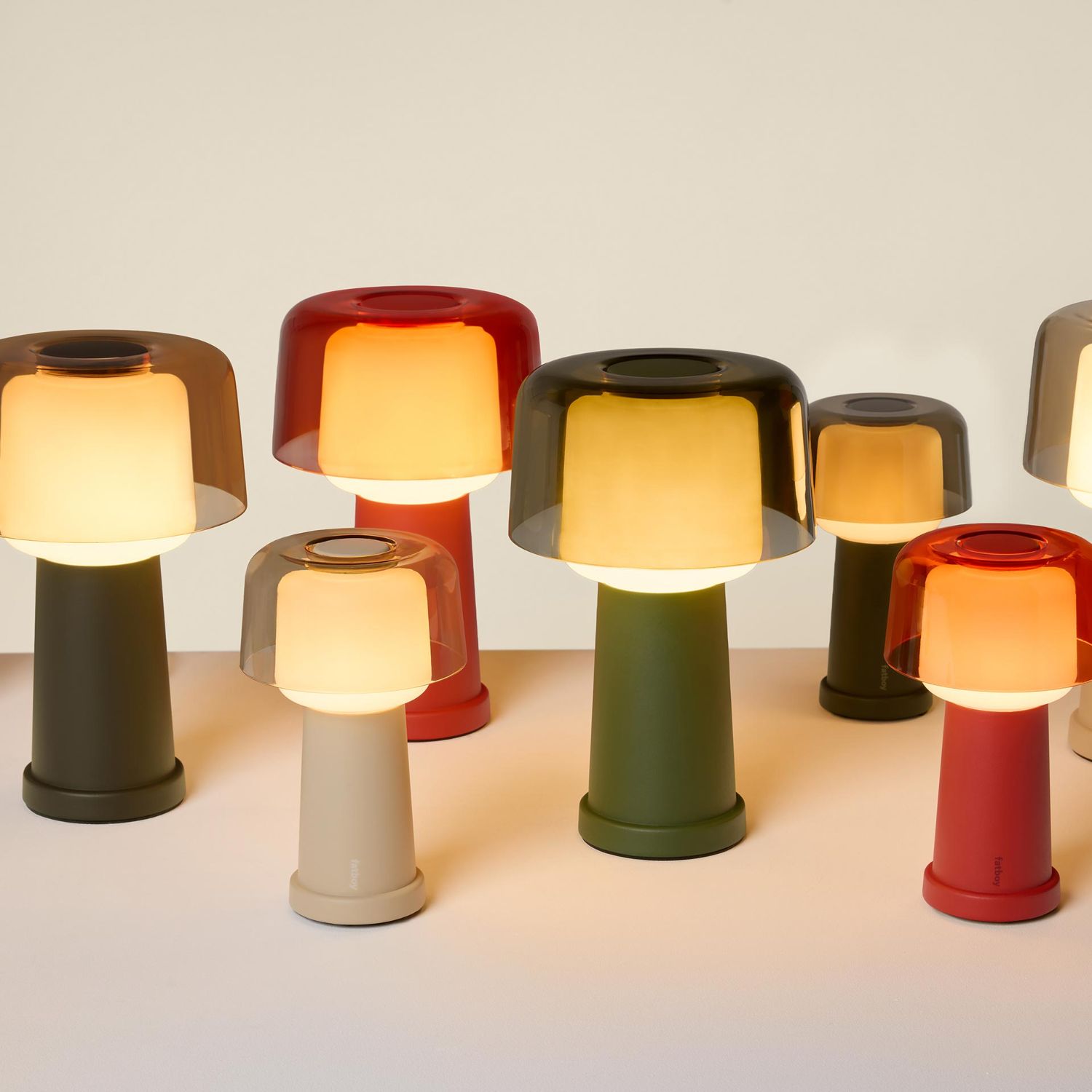 Fatboy - Revolve Portable Tischlampe sandy clay