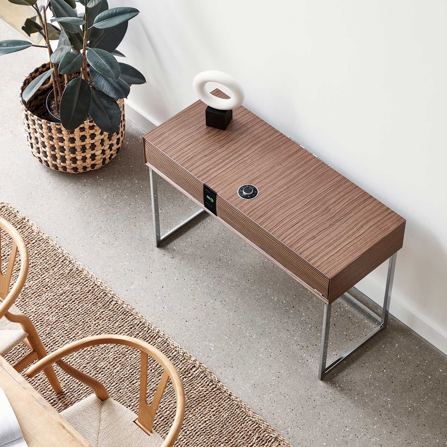 R810 walnuss ruark draufsicht 98266