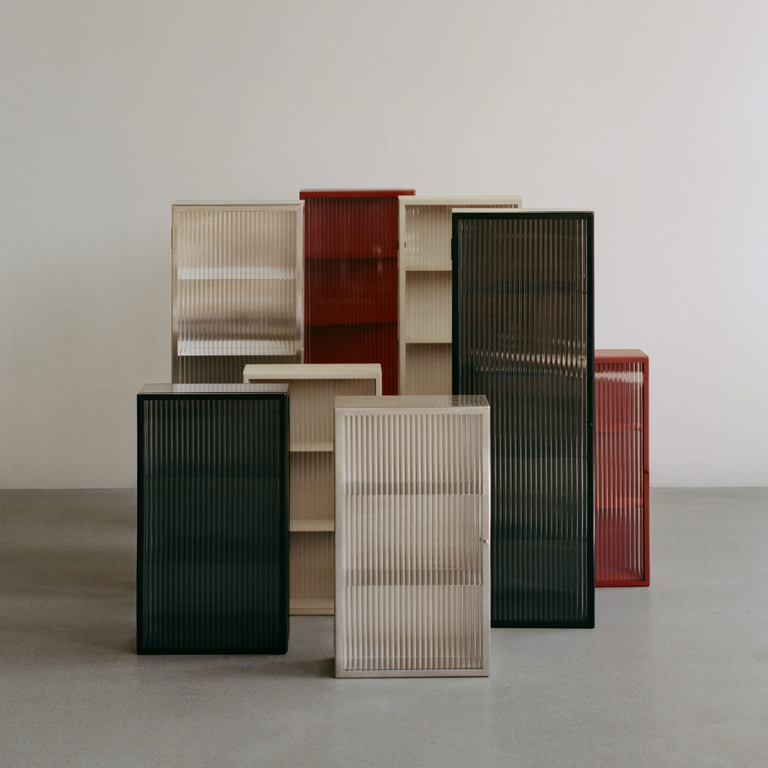 Ferm Living - Haze Wandschrank 35x100cm oxide red