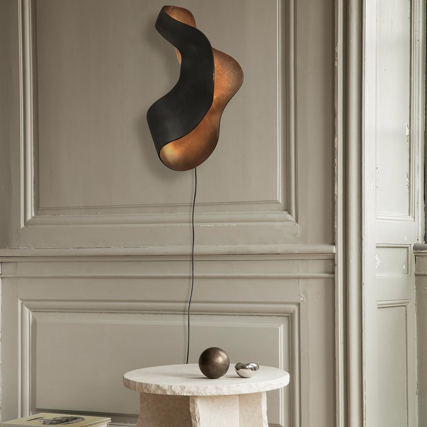 Ferm Living - Oyster Wandleuchte schwarz