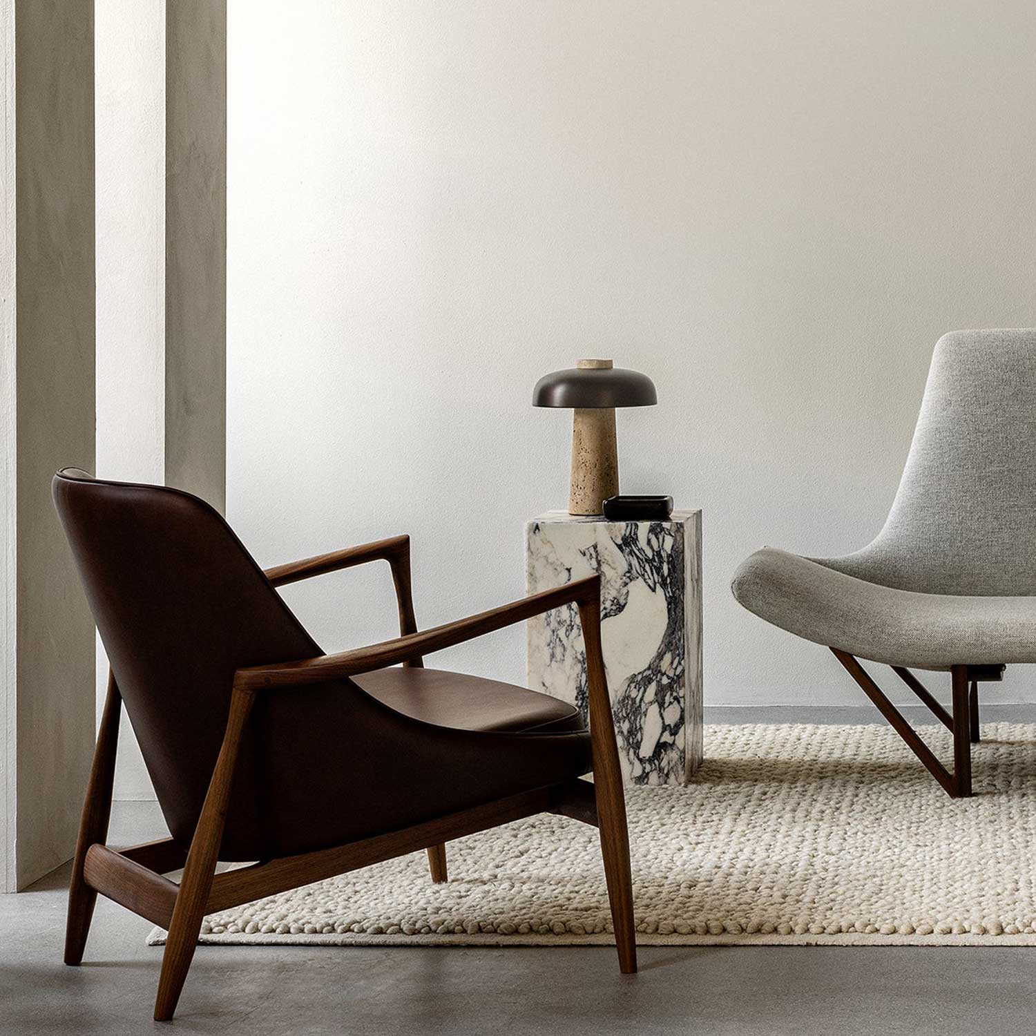Audo - Elizabeth Loungesessel Walnut/braun
