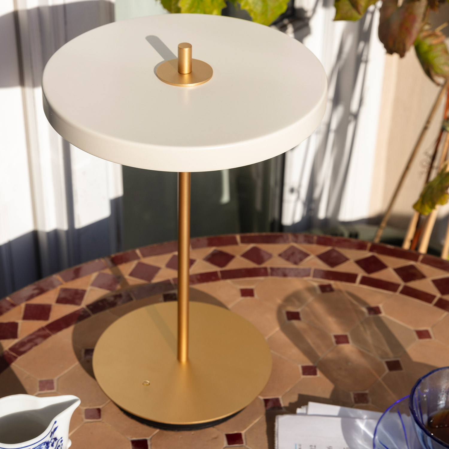 umage asteria move pearl white tischlampe 66267