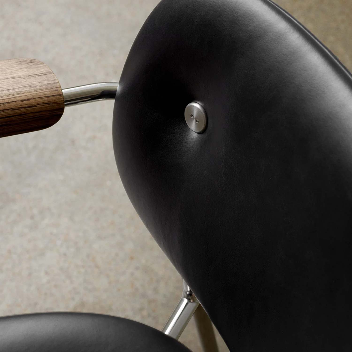 Audo - Co Dining Chair schwarz/Eiche dunkel Sitzpolster 1001