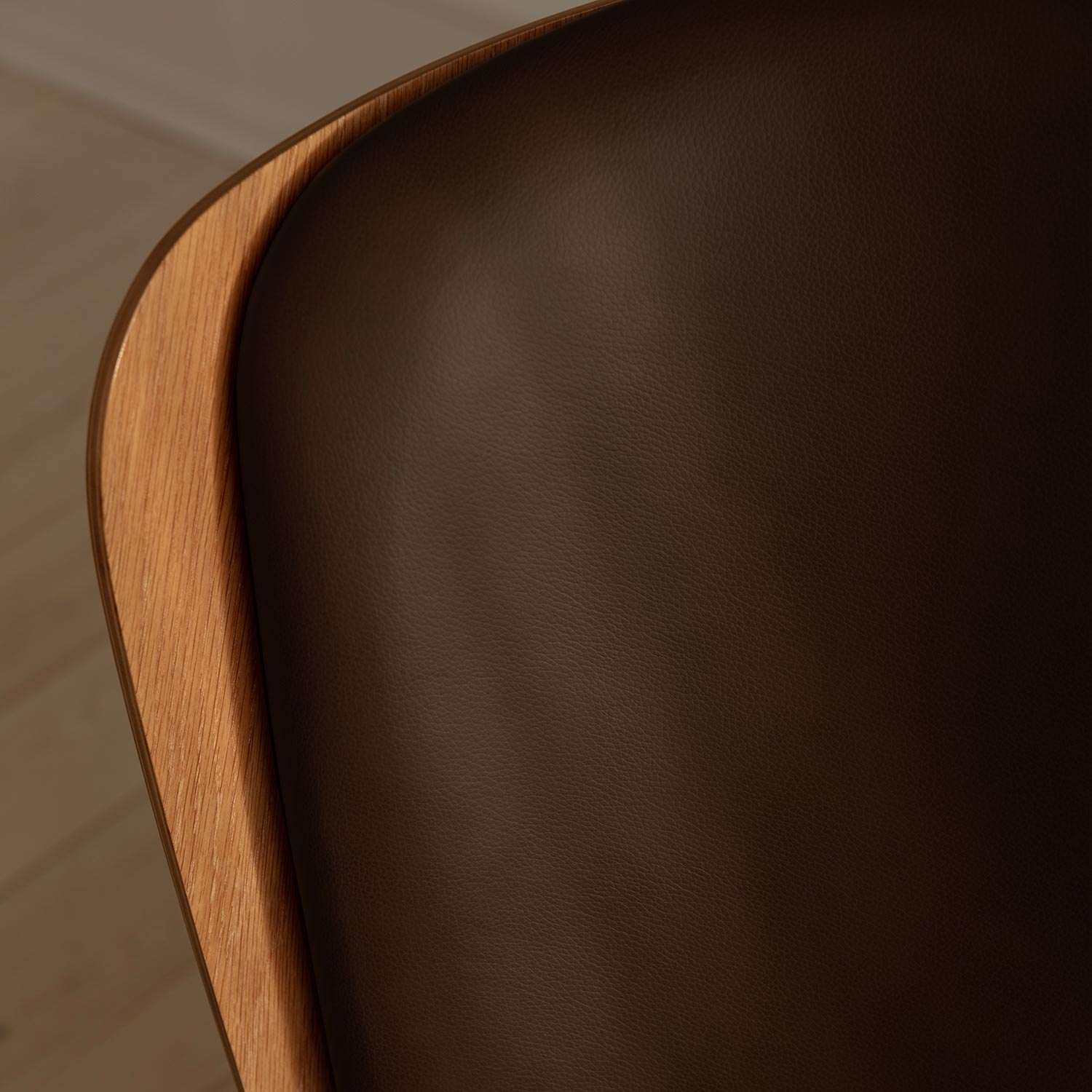 detail leder braun umage the reader 100852