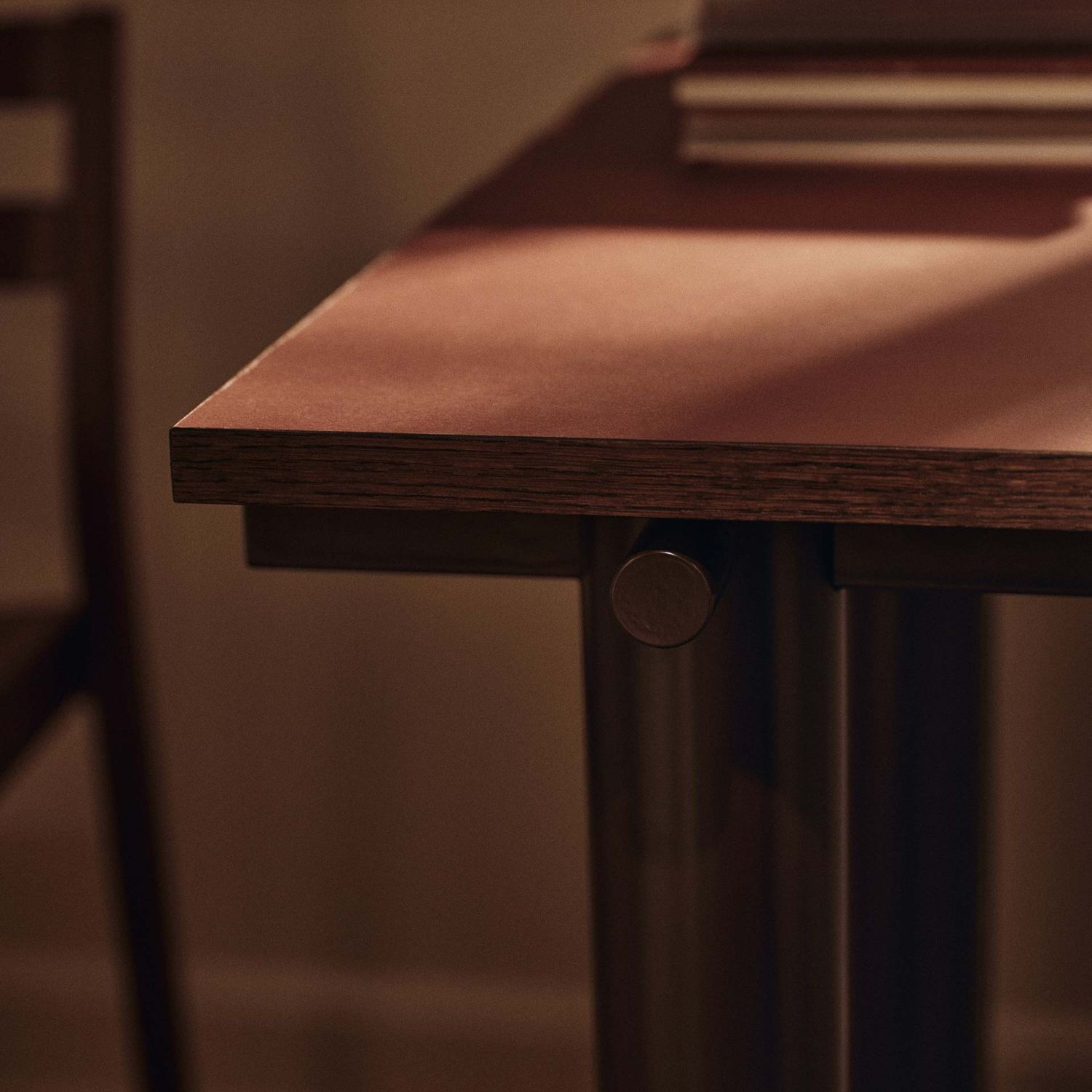 Ferm Living - Atura Tisch 160x90 Chocolate/Eiche
