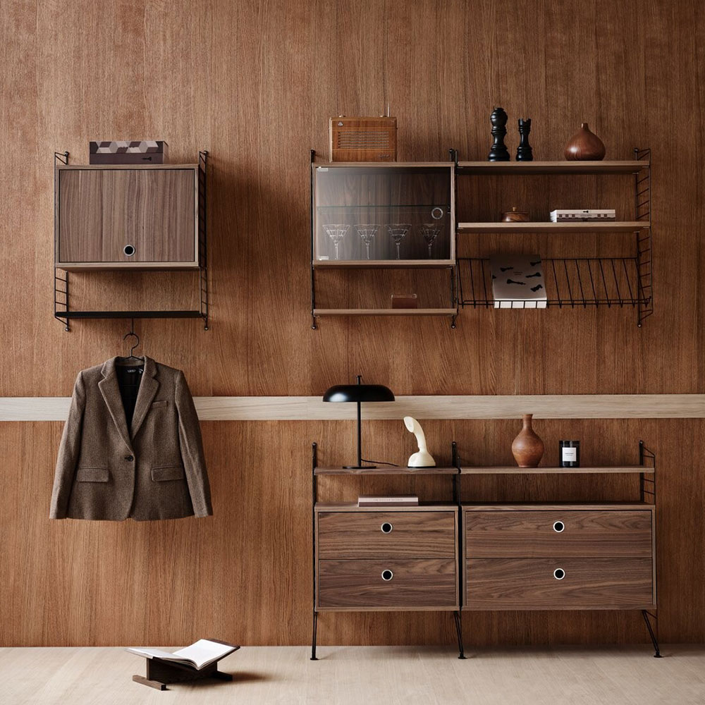 vitrinenschrank 58cm walnuss string furniture 99567