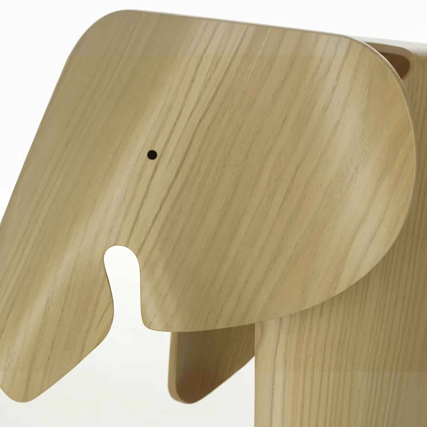 Vitra - Eames Elephant Plywood Kastanie natur