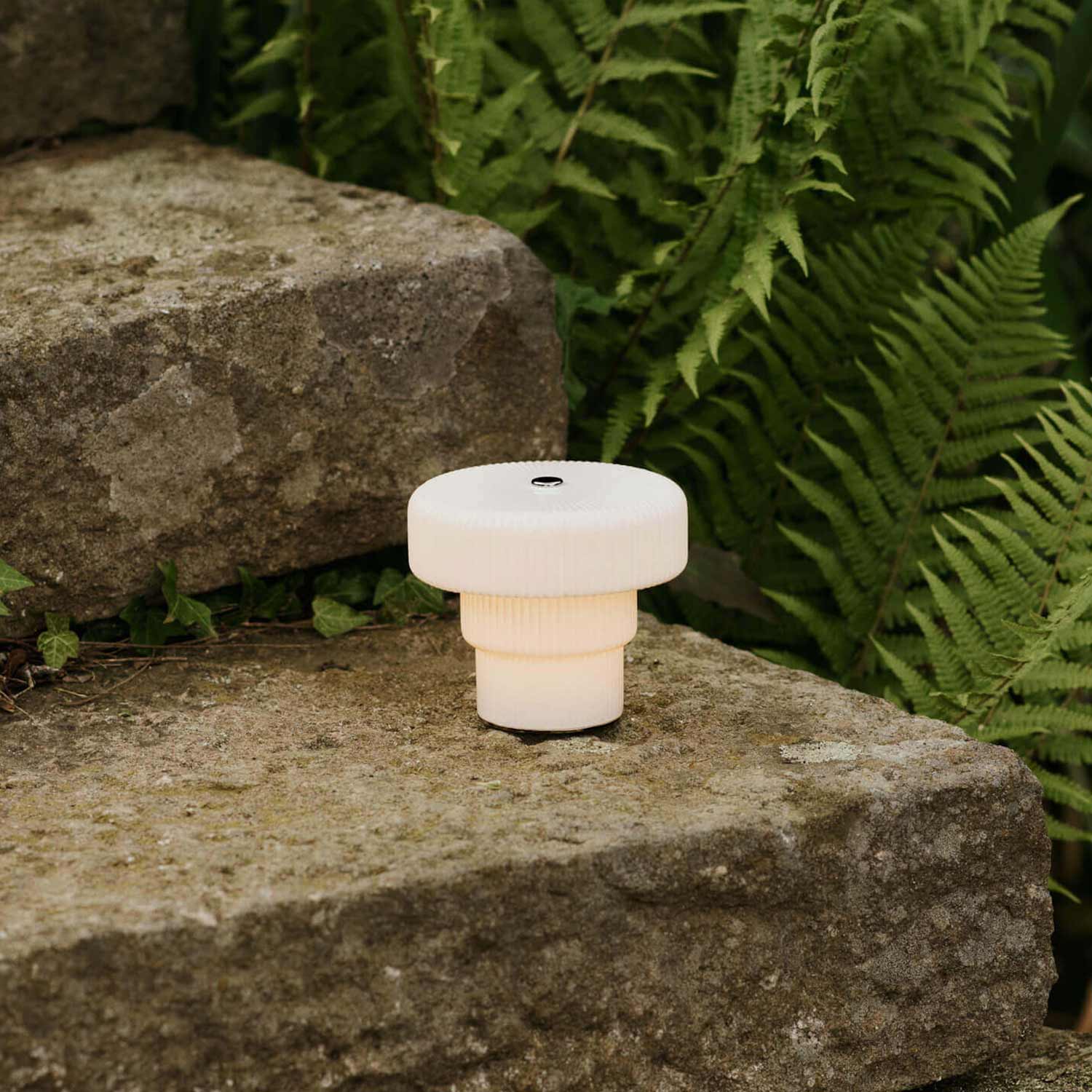 Ferm Living - Ripple portable Lampe H10 weiß