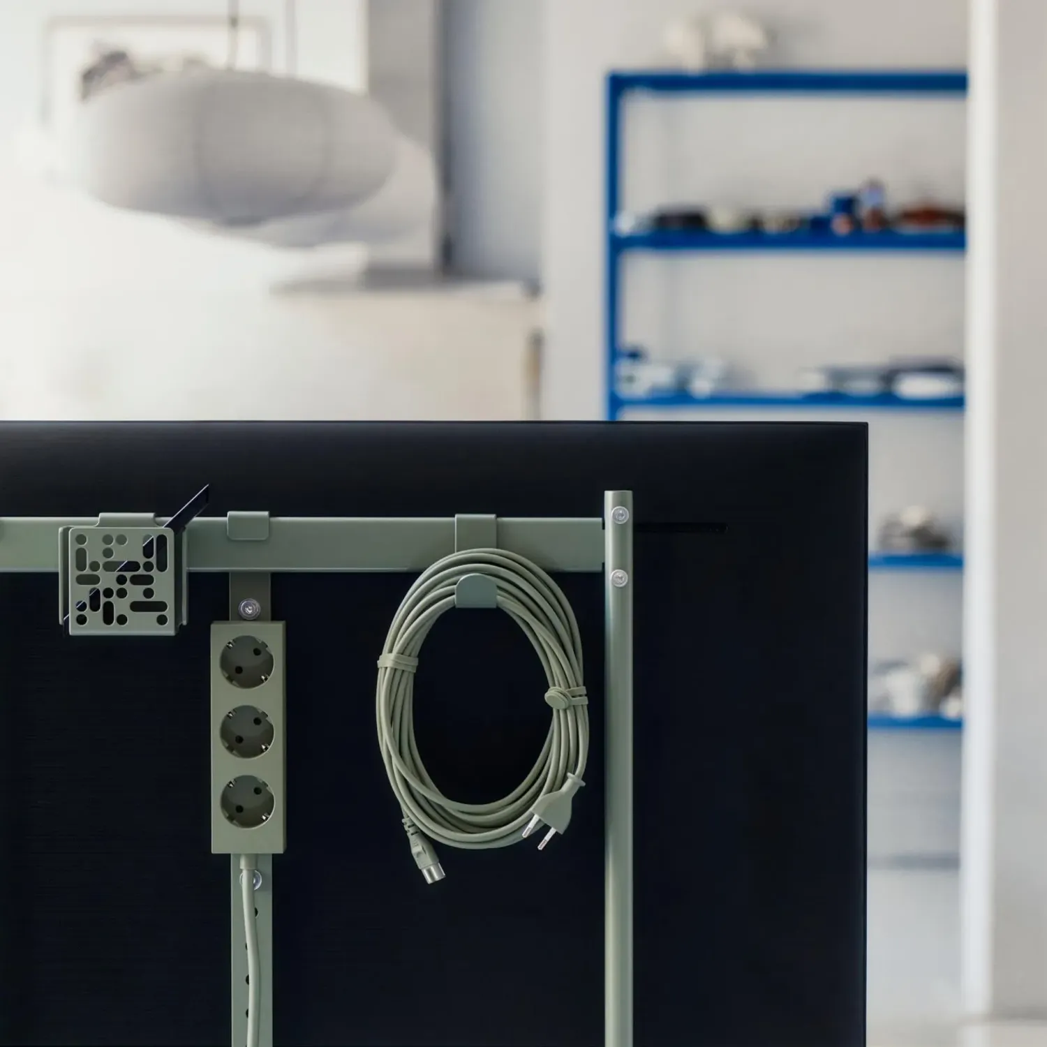 Pedestal - Remote Box Mount charcoal