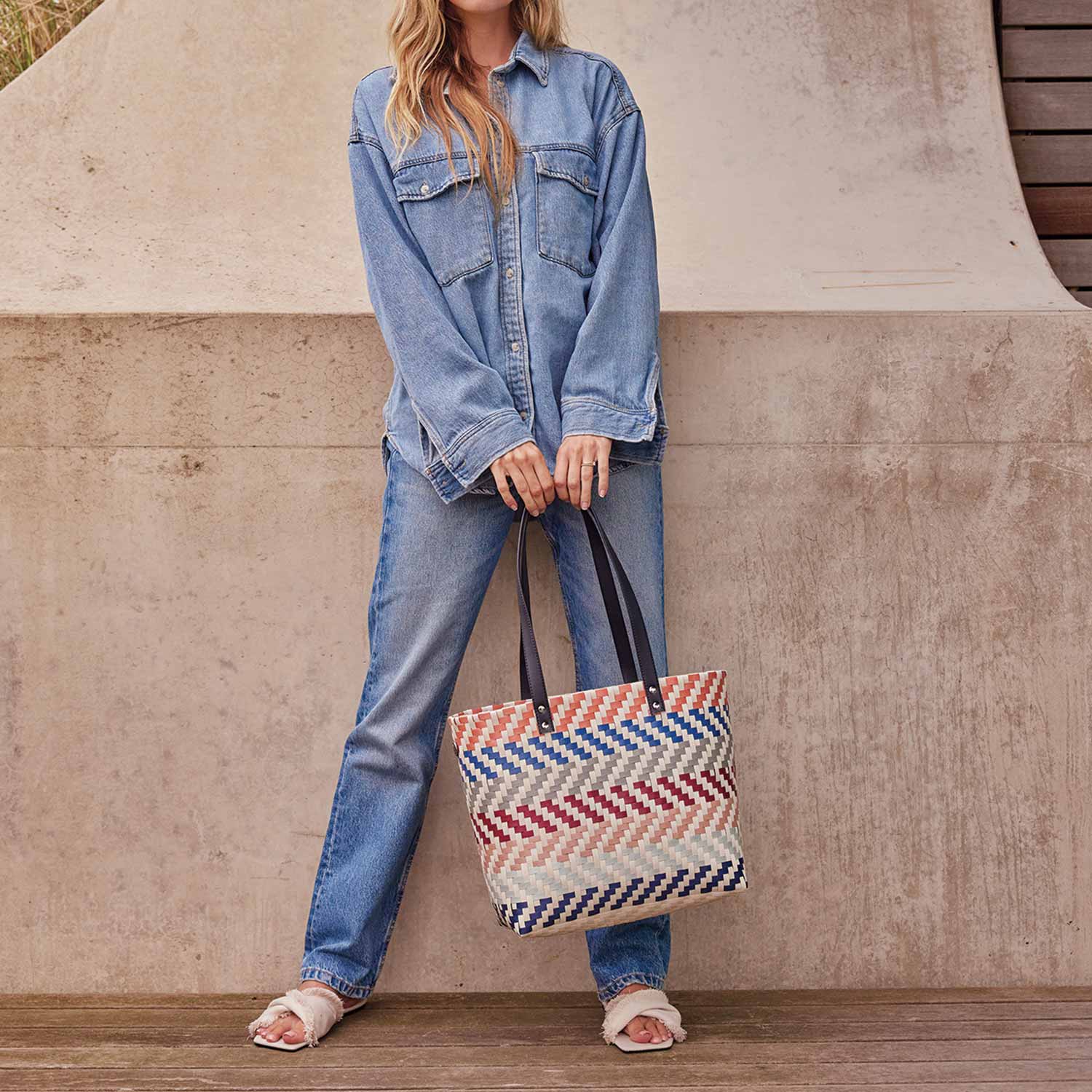 Handed By - Mila Shopper navy mix