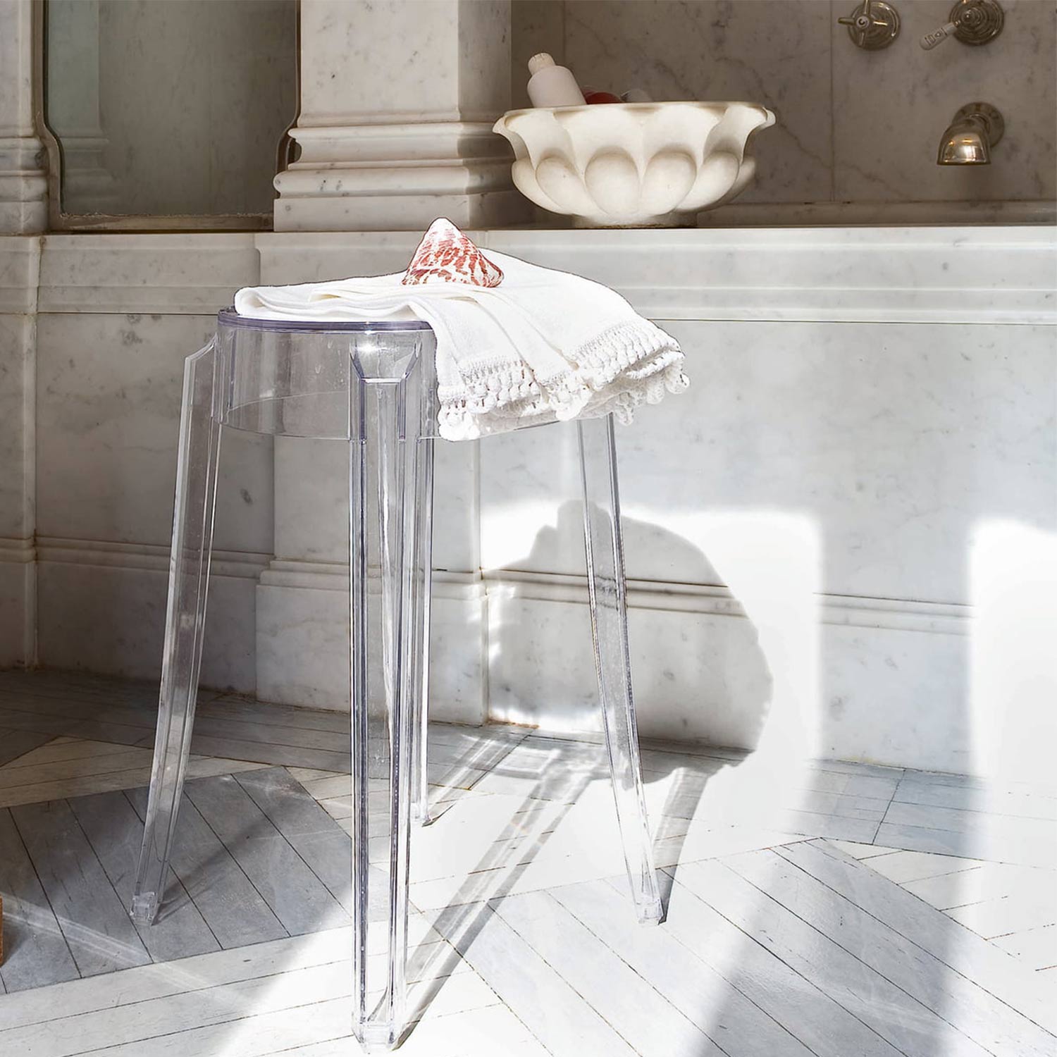 kartell ghost hocker klar 71587