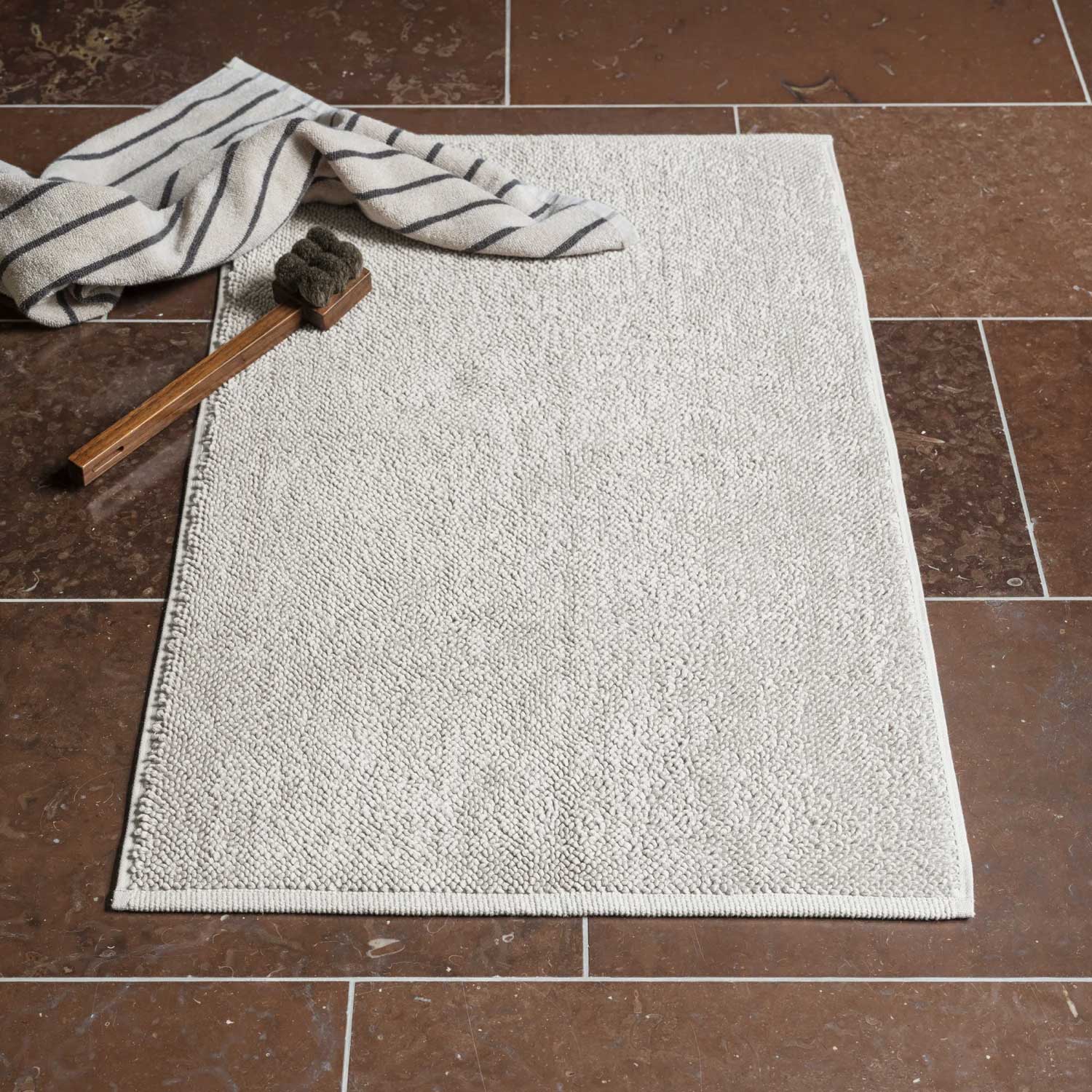 blomus - KAAVU Badteppich 50x80 cm magnet