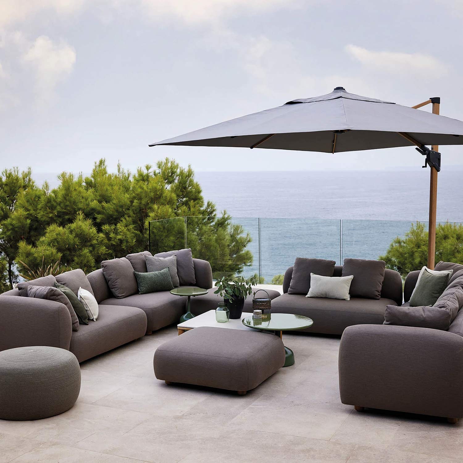 cane line capture pouf taupe meer ambiente 89166