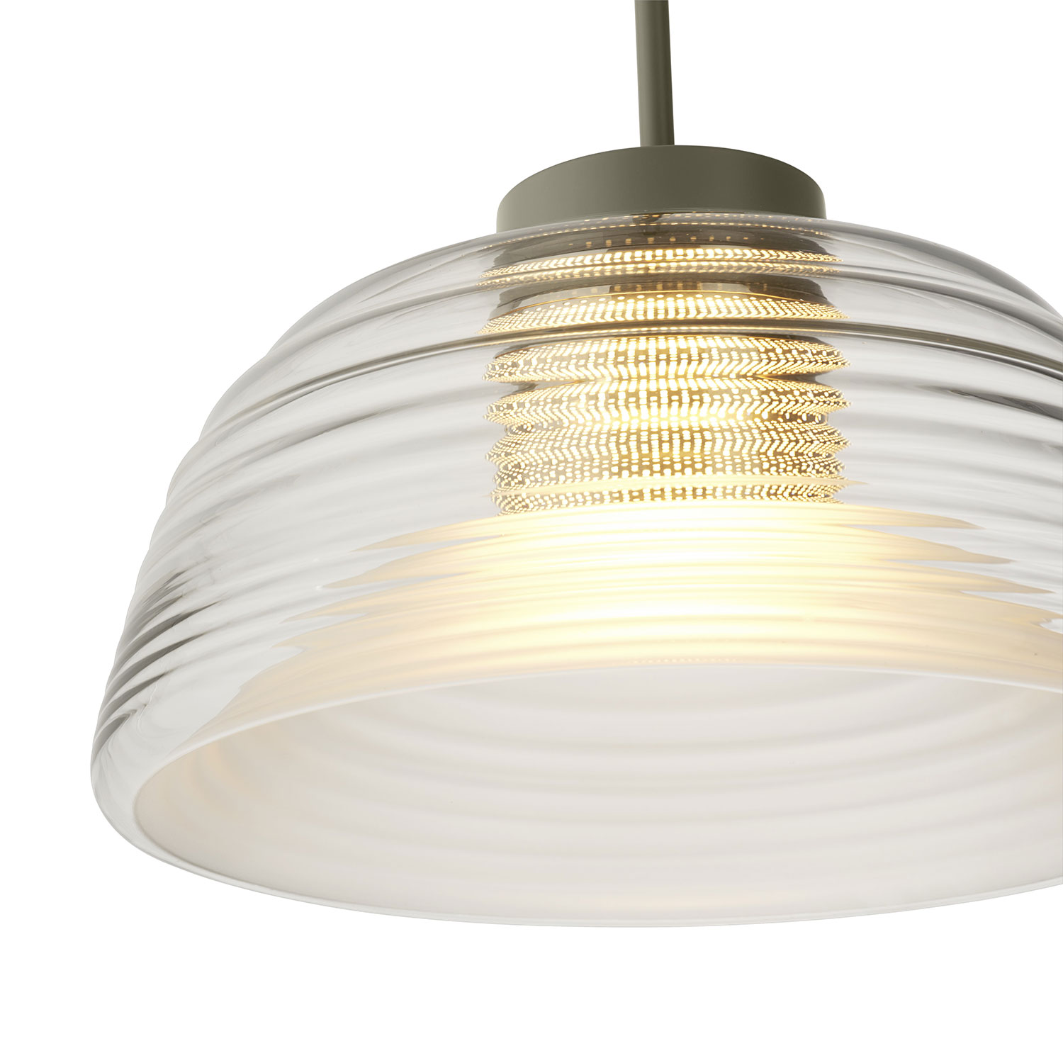 muuto Two layer pendelleuchte 37 olive detail 105397