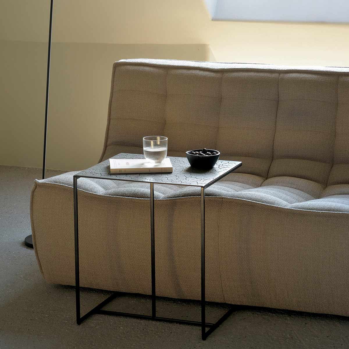 25911 triptic side table lifestyle taupe 86818
