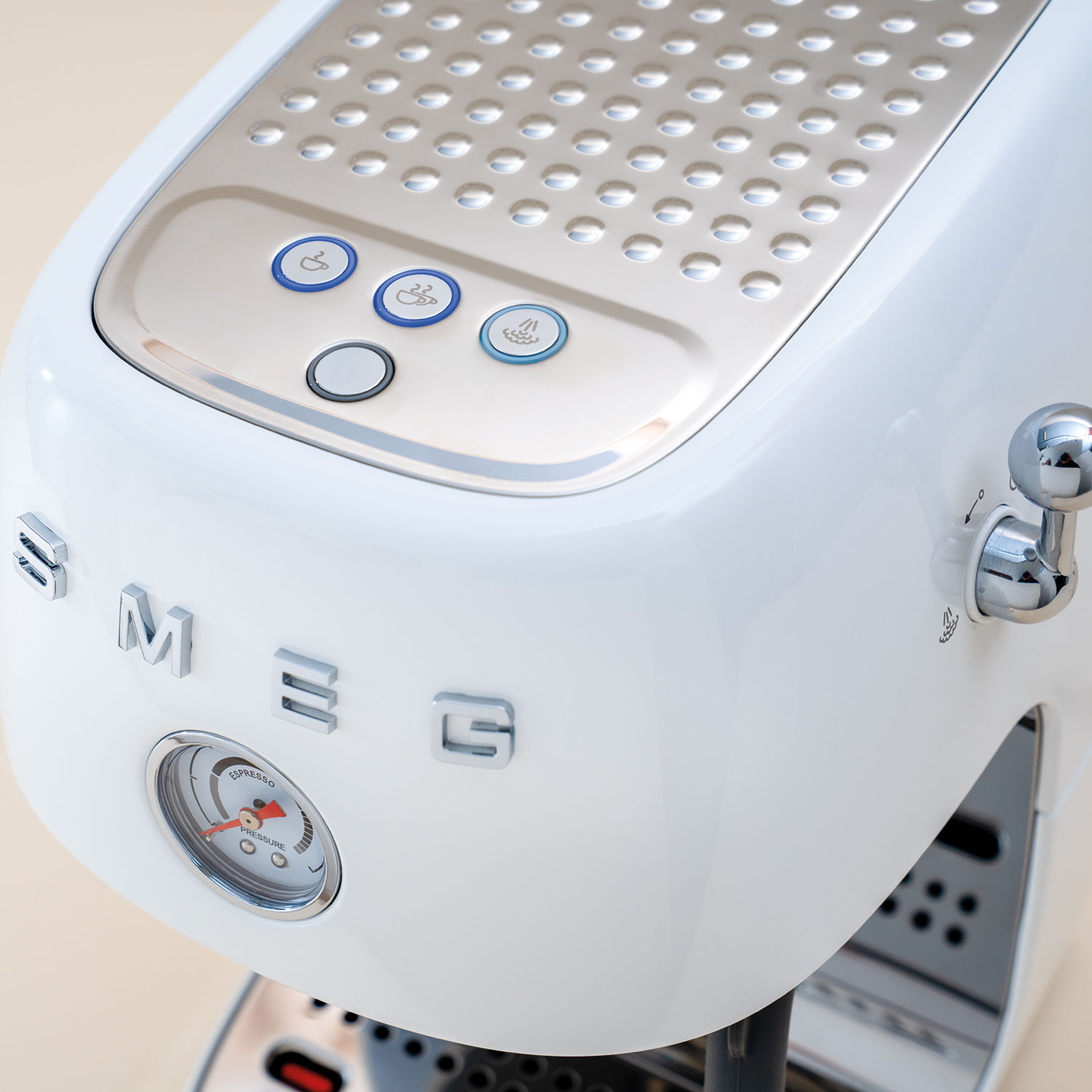 SMEG - Premium-Siebträger-Espressomaschine ECF03 creme
