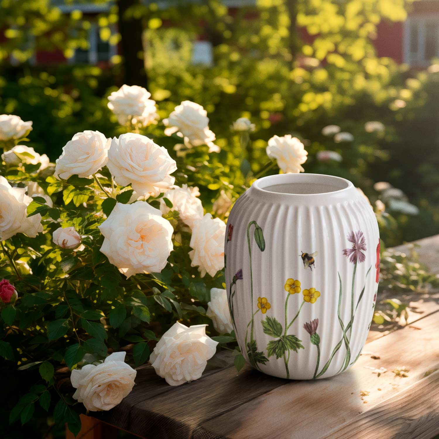 Kähler - Hammershoi Summer Vase H21 cm wild flowers
