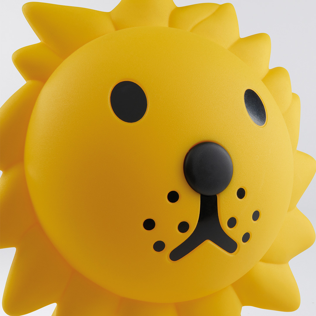 mr maria lion star light detail 81550