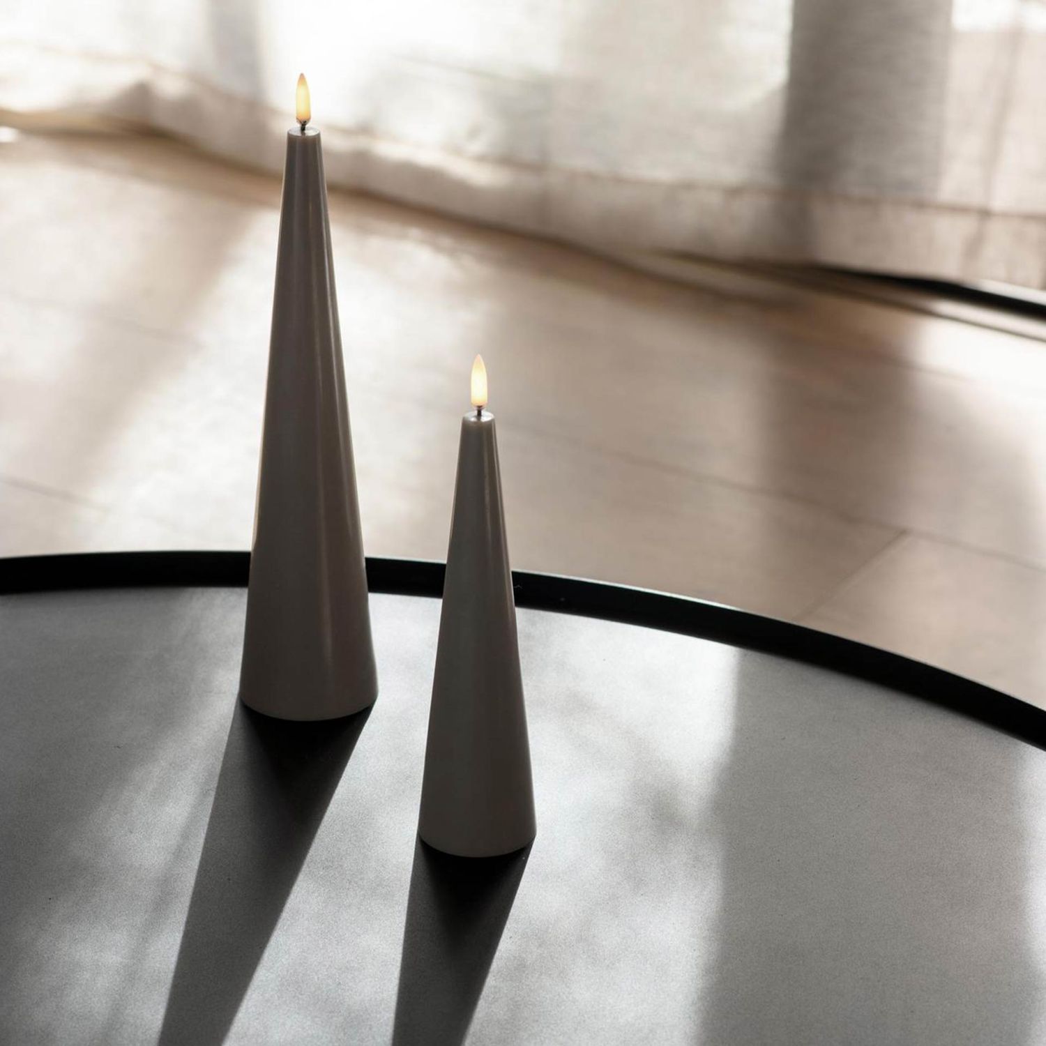 Uyuni Lighting - LED Kegelkerze 30 cm sandstone