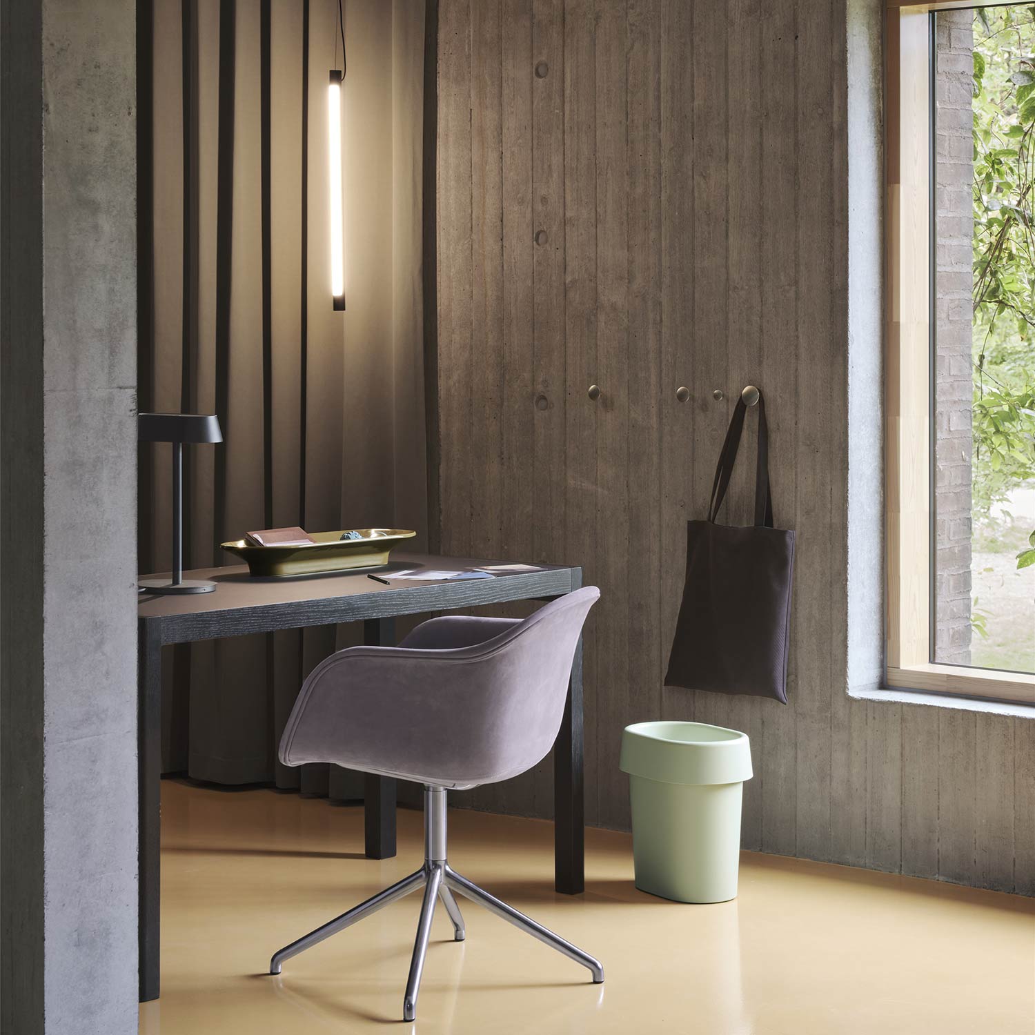 muuto fine haengeleuchte schwarz 60 vertikal zimmer 97202