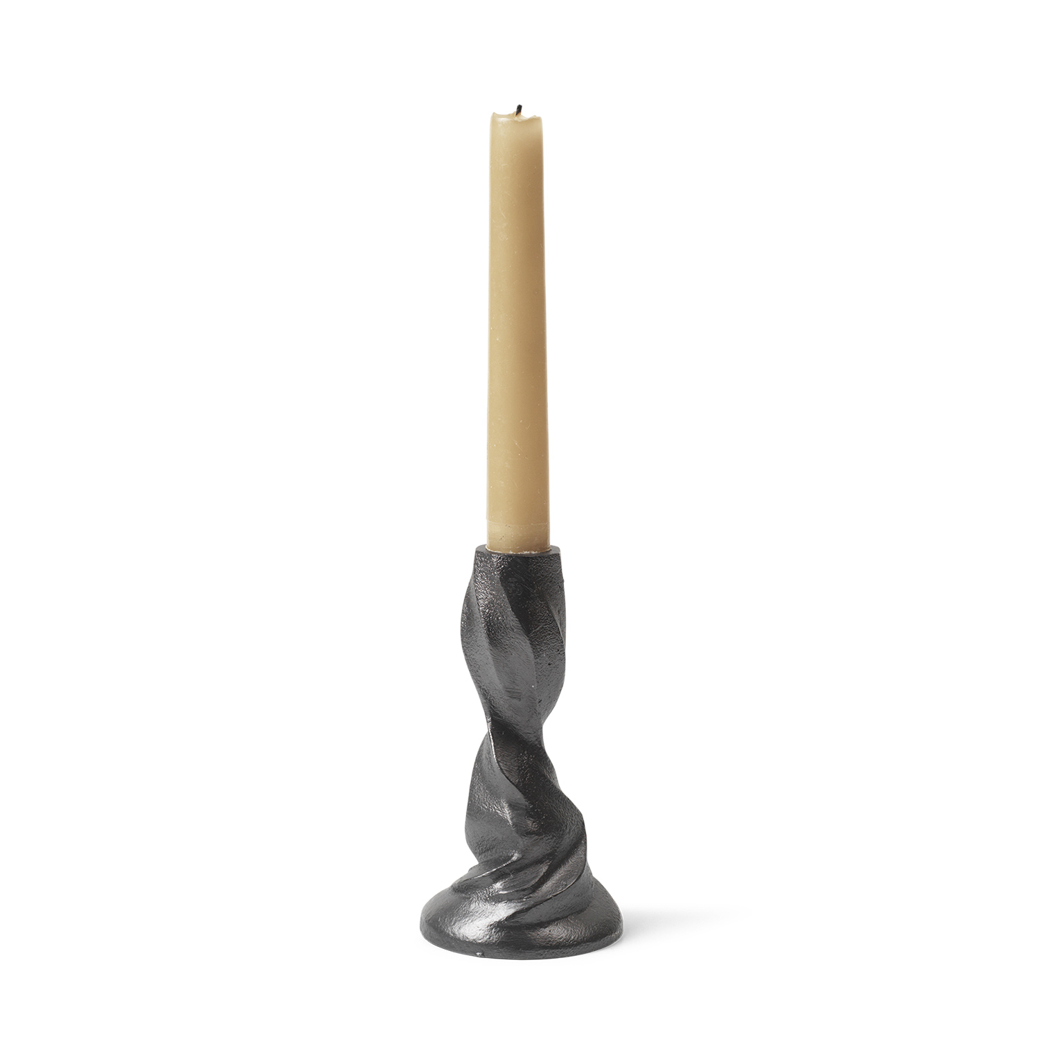 fermLIVING Gale Kerzenstaender H13  BlackenedAluminium mit Kerze 1104268693 101362