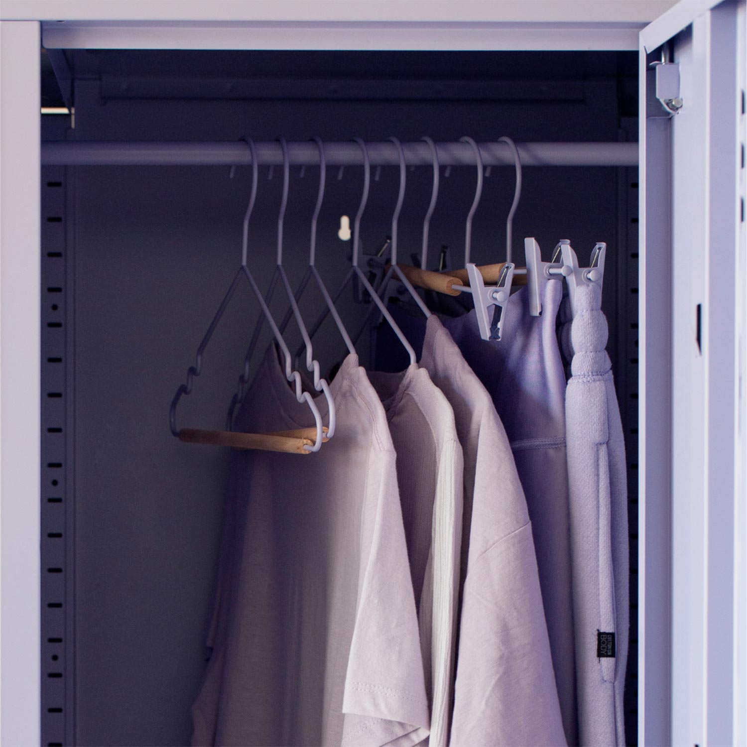 mustard made adult top hangers kleiderbuegel lilac kleiderschrank 97062