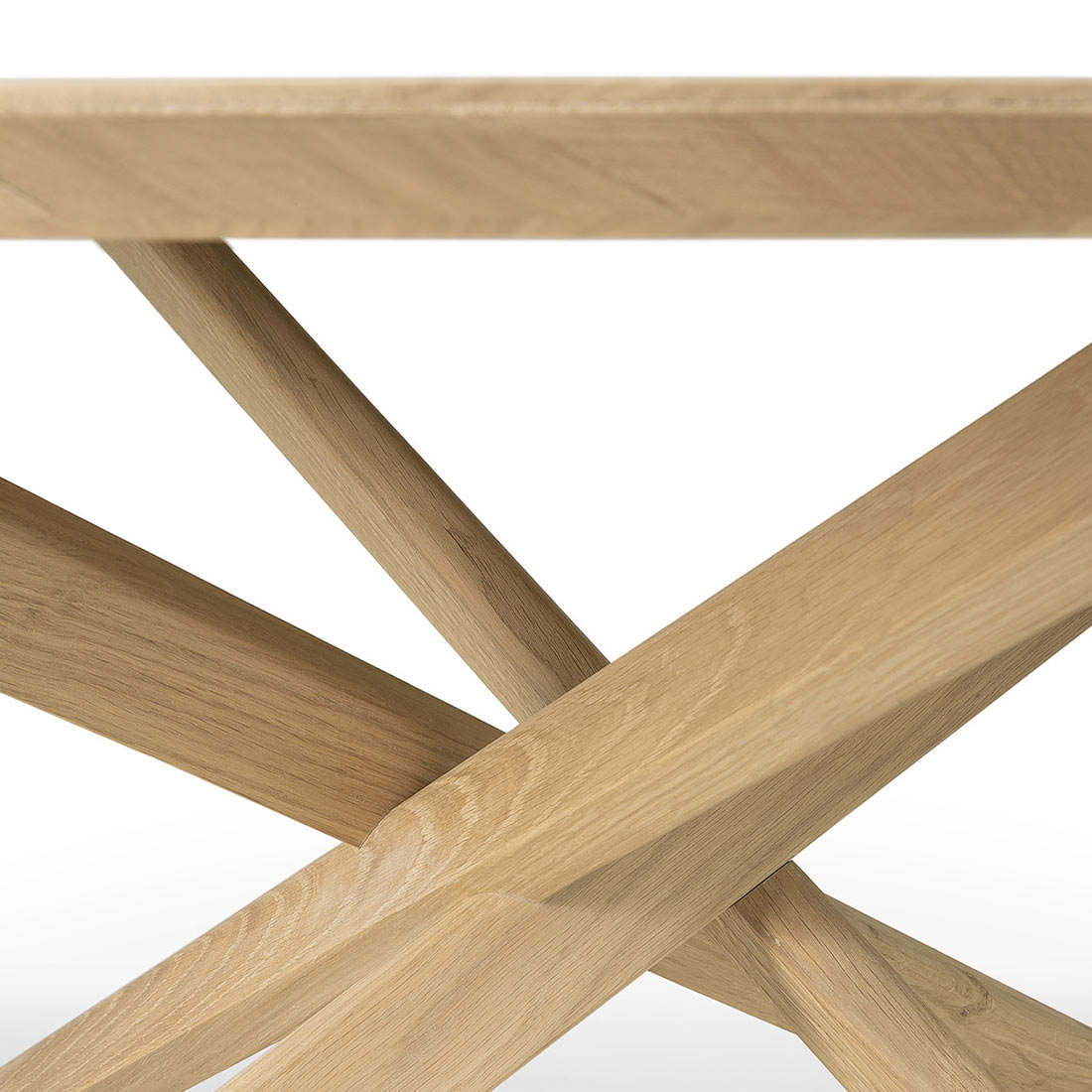 mikado couchtisch close up geschliffene bein tischoberflaeche 88906