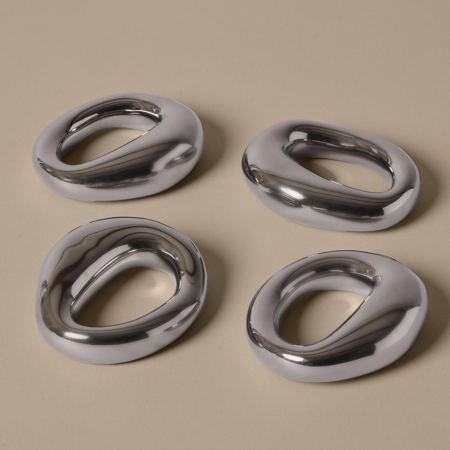 Ferm Living - Orrith Serviettenringe 4er Set silber