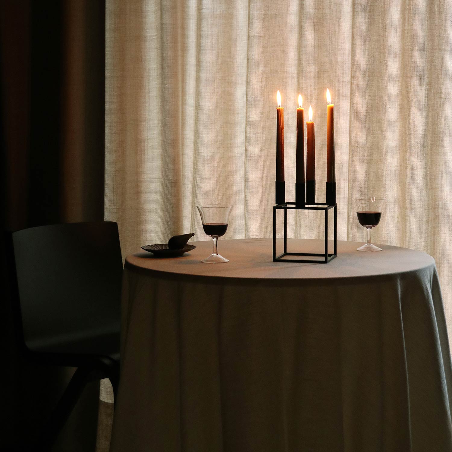 by lassen kubus 4 schwarz esstisch candle light 93115