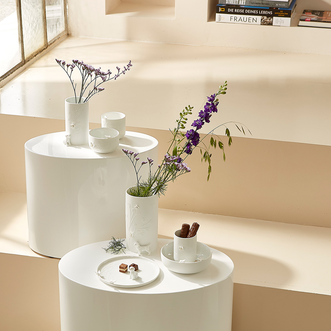 Räder Design - Porzellangeschichten Vase Hund stehend
