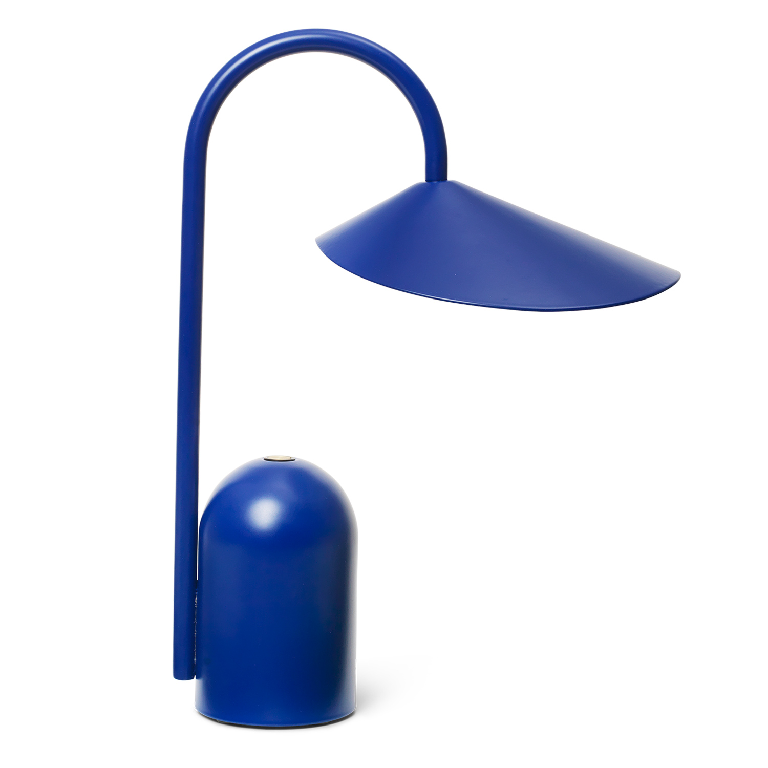fermLIVING Arum Tragbre Leuchte SS24 brightblue 101013