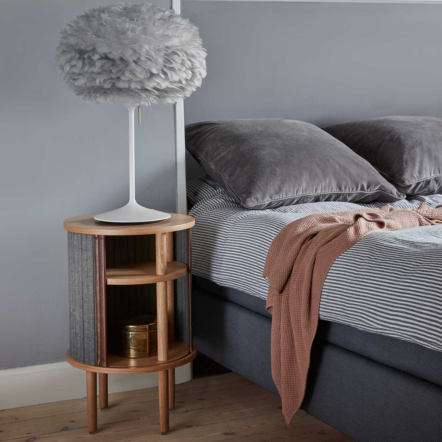 offen umage audacious slate grey beistelltisch bett 59215