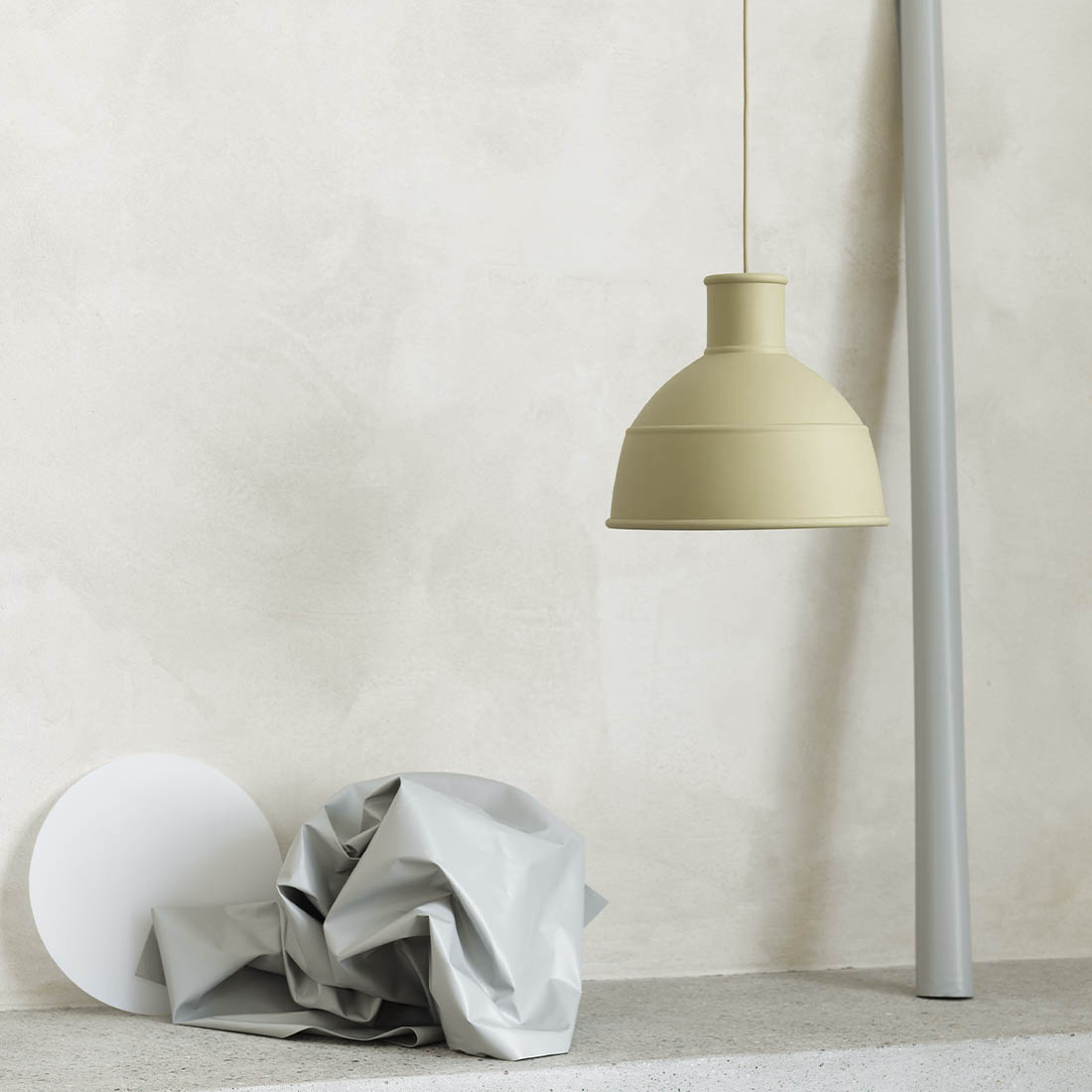 muuto deckenleuchte unfold beige green 53339