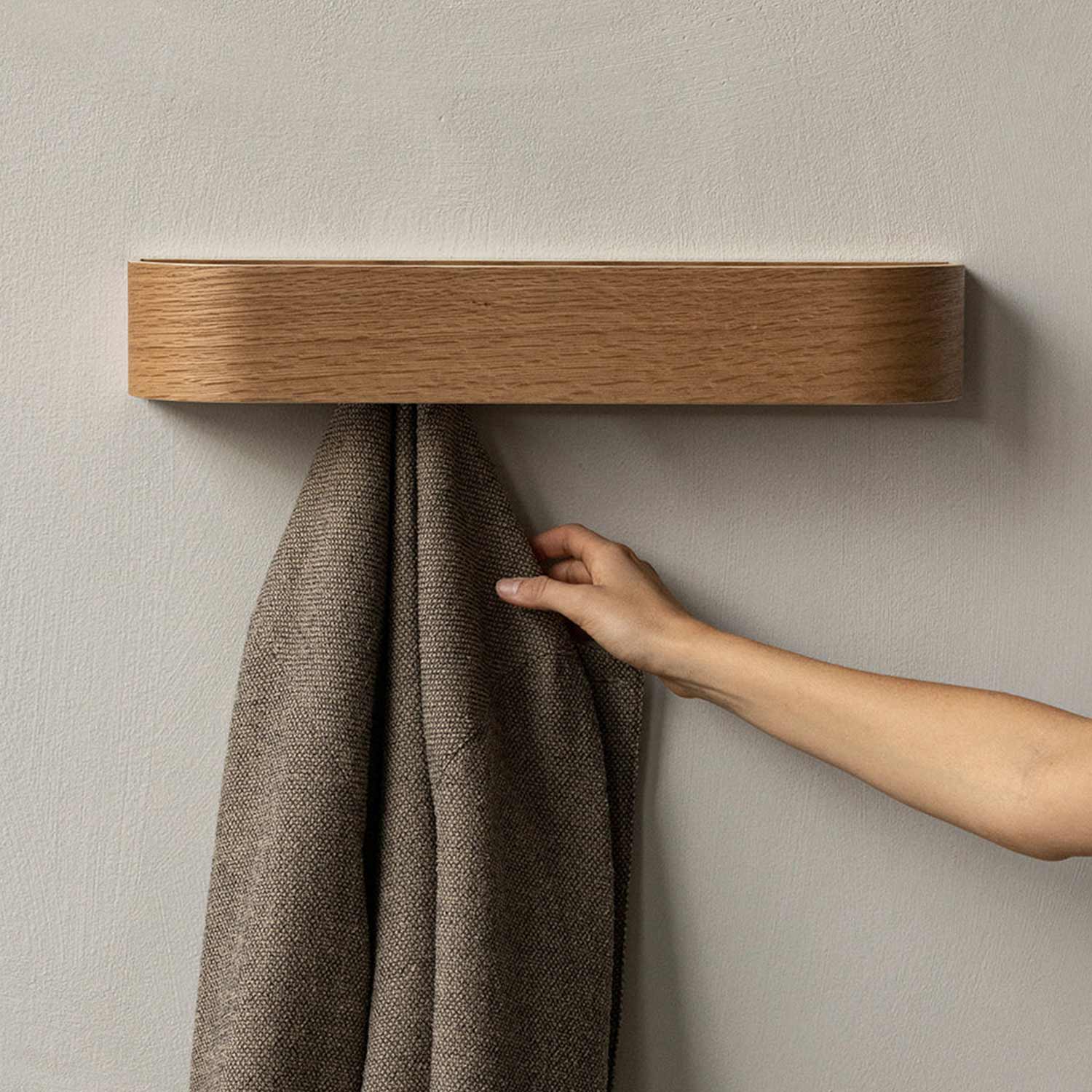 Audo - Epoch Wandregal mit Haken 50 cm eiche natur