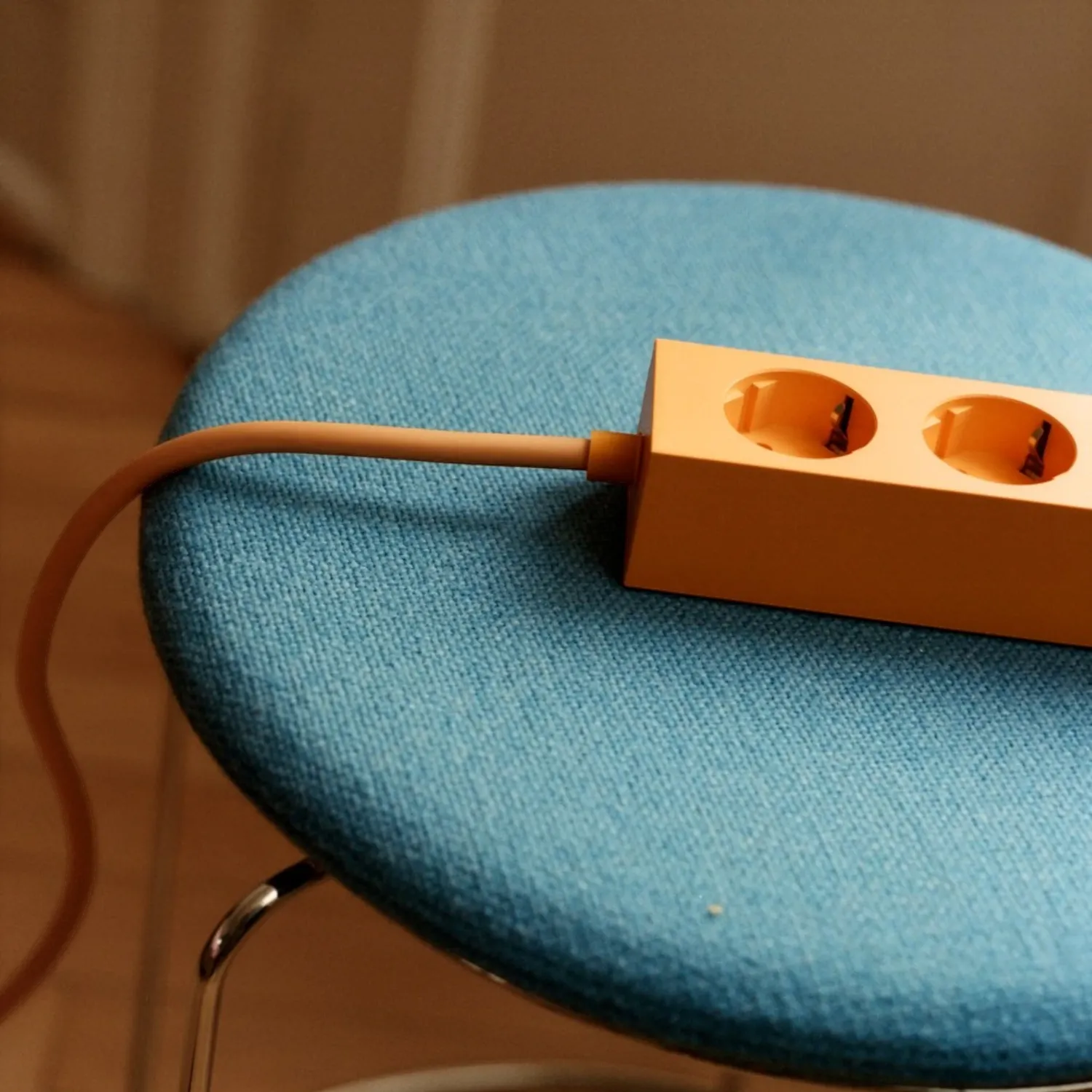 Pedestal - Power Bar 2 m powder blue