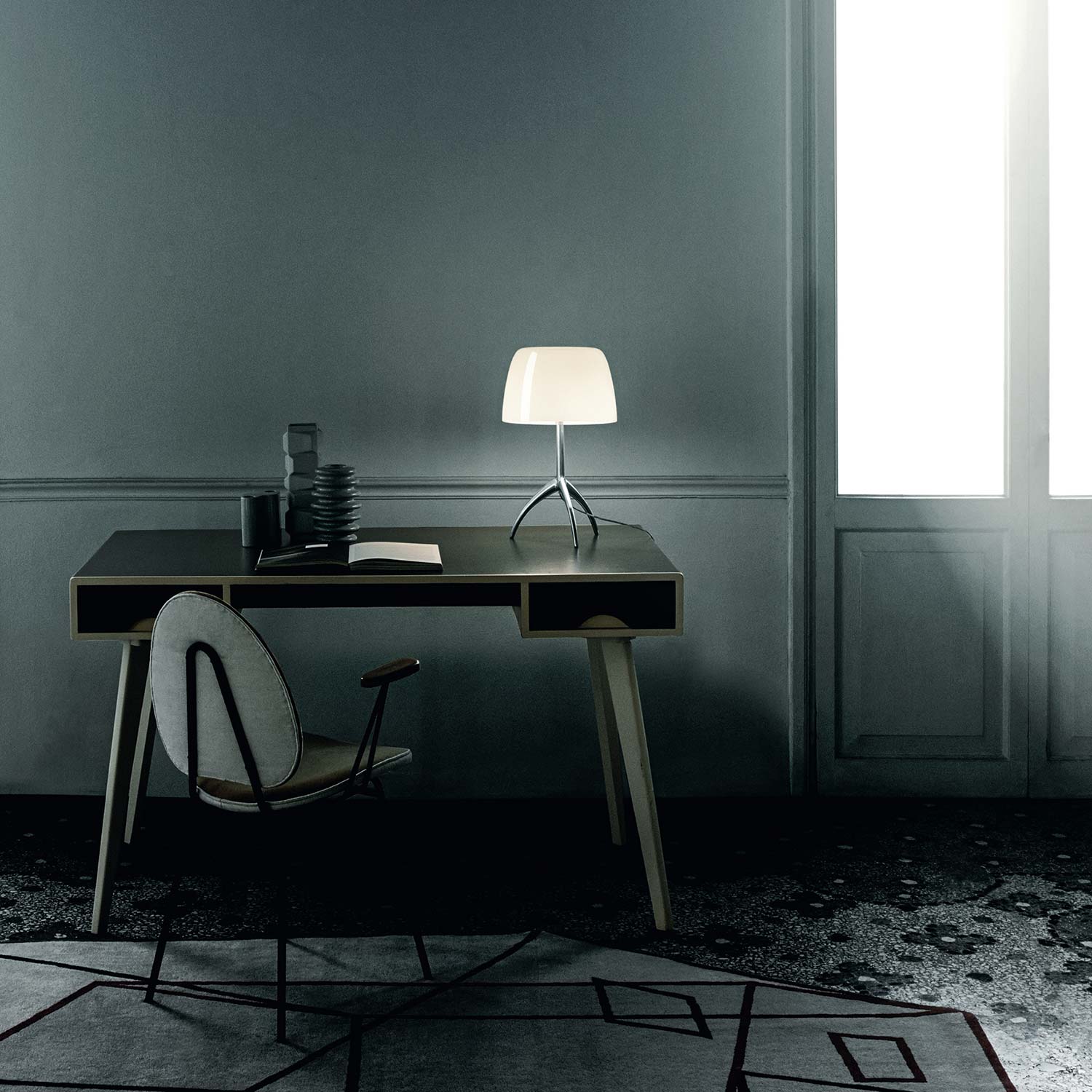 lumiere tischleuchte piccola weiss foscarini schreibtisch 63355