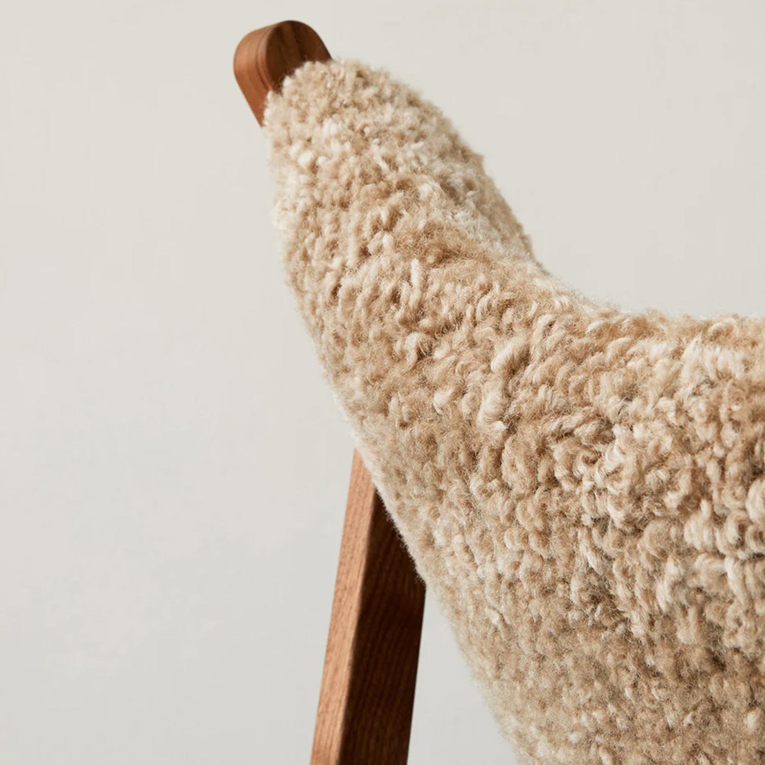 Audo - Knitting Lounge Chair dark stained oak/root