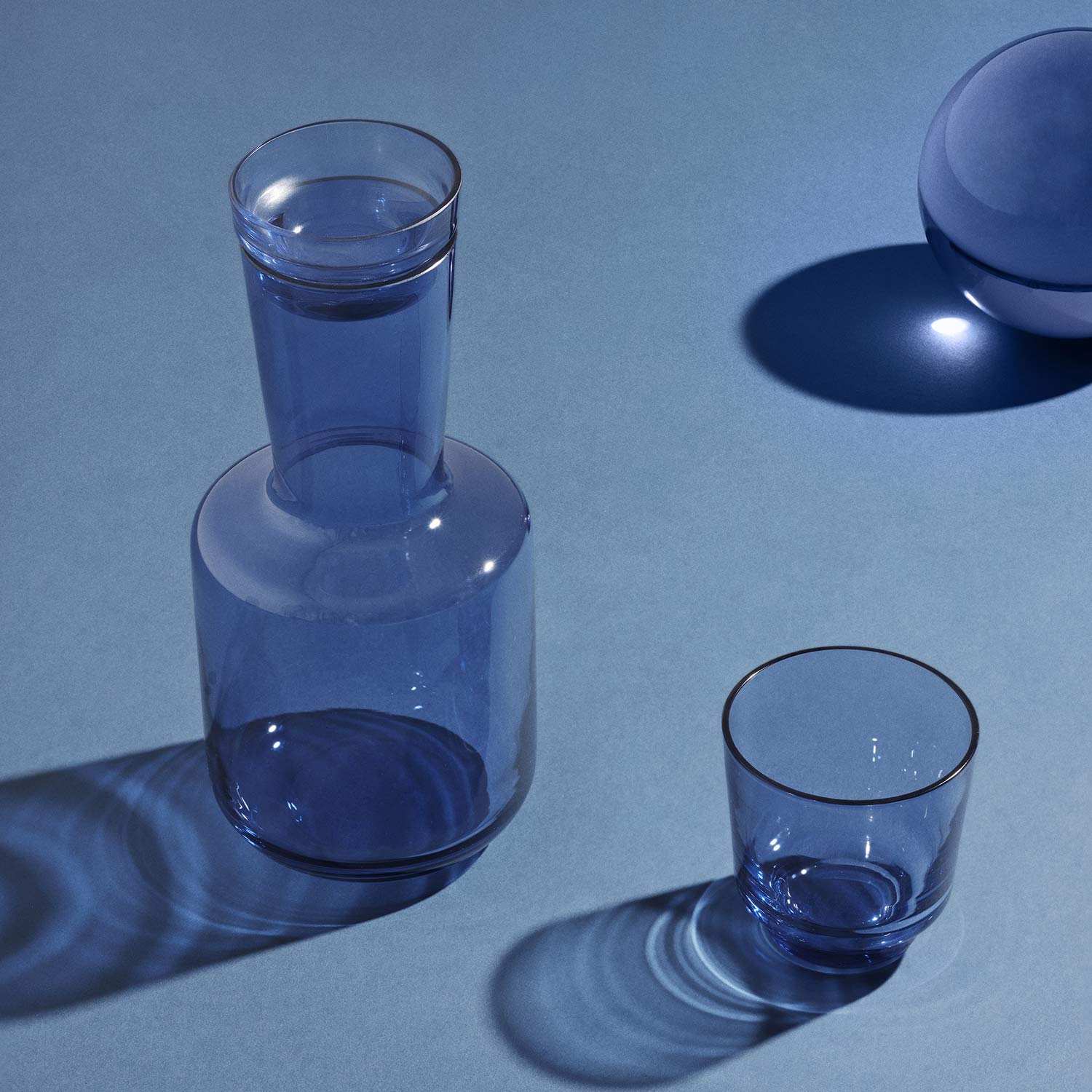 muuto raise karaffe glaeser indigo 75300