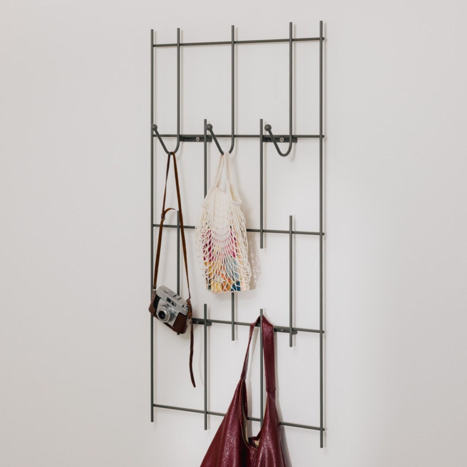 Metallbude - Wanda Wandgarderobe green tea