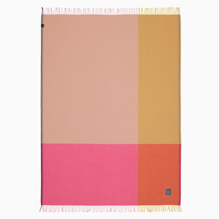 vitra blanket pink2 56561