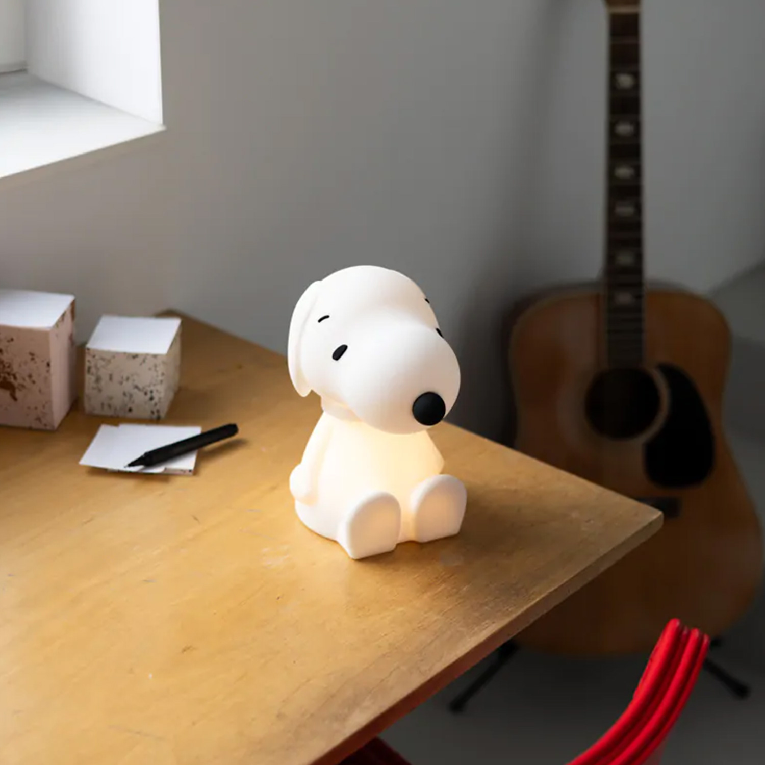 MrMaria Snoopy First Light auf dem Schreibtisch 103681