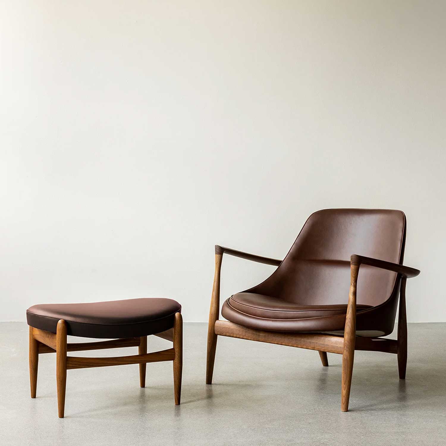 Audo - Elizabeth Loungesessel Walnut/braun
