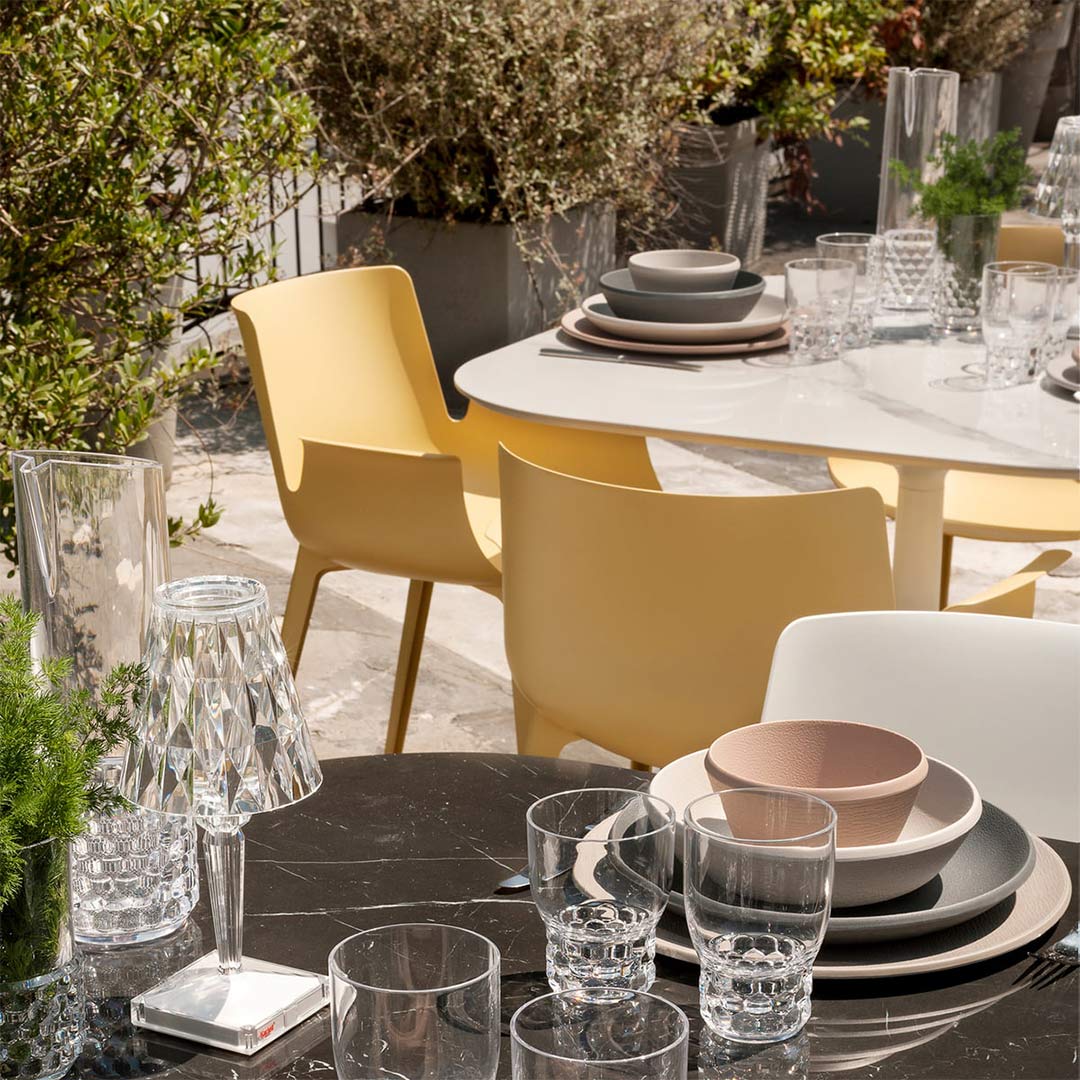 kartell battery tischleuchte outdoor 71586