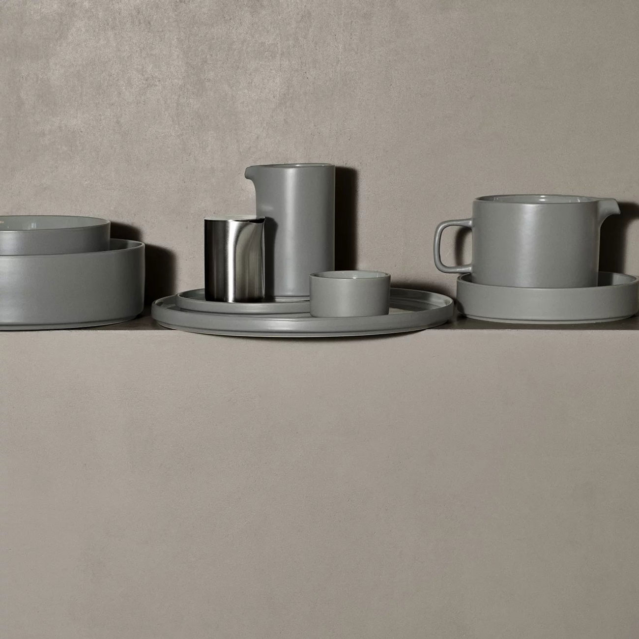 blomus - PILAR Speiseteller mirage gray